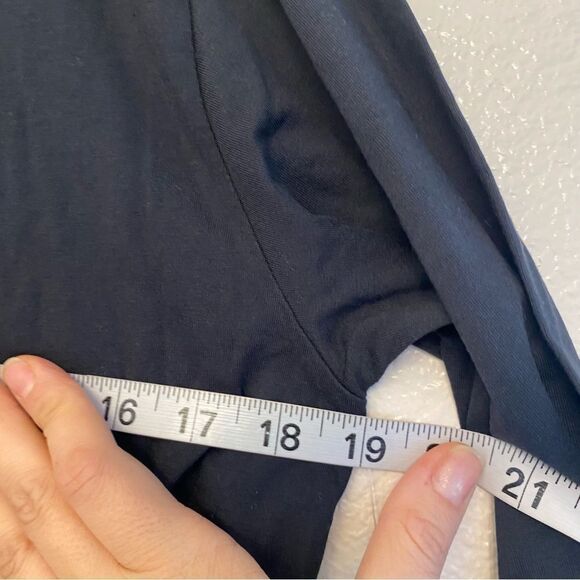 Zella girls black crewneck front twist stretchy long sleeve top L 10/12 NEW - Picture 8 of 10